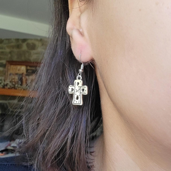 Pair of Silver Tic Tac Toe Cross Drop Hook Earrings - Picture 6 of 8